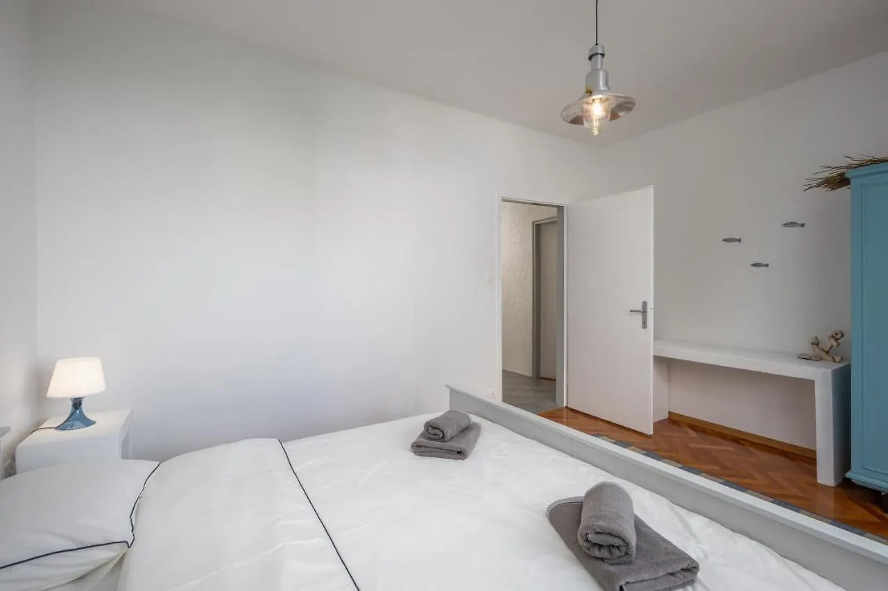 App Blue, Selce Apartment
